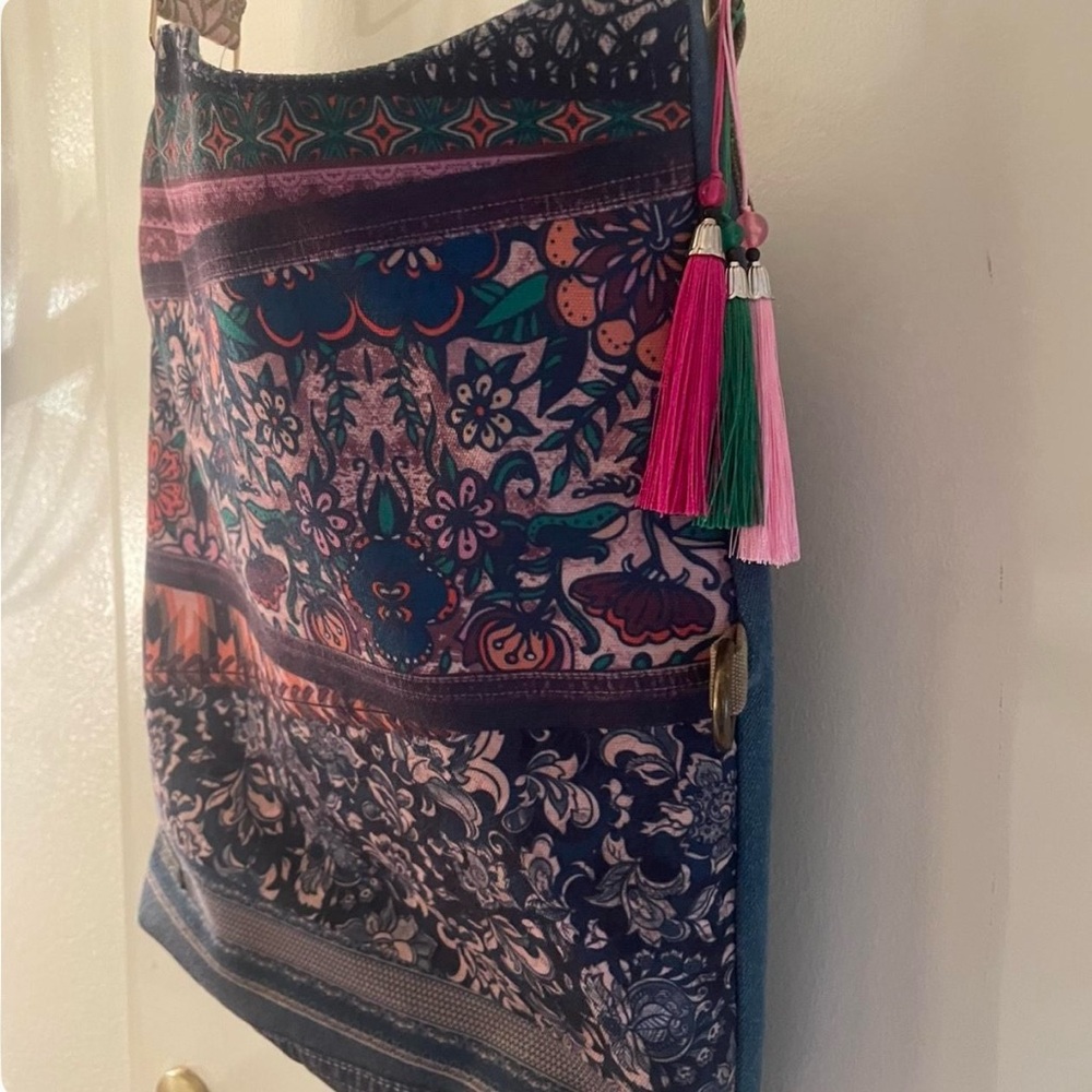 Batik Patchwork Crossbody Bag Boho Floral w/ Tassels & Woven Strap Artisan Style - Picture 2 of 11